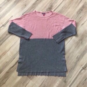 Vince Camuto Pink and Gray Women's Crewneck Sweater